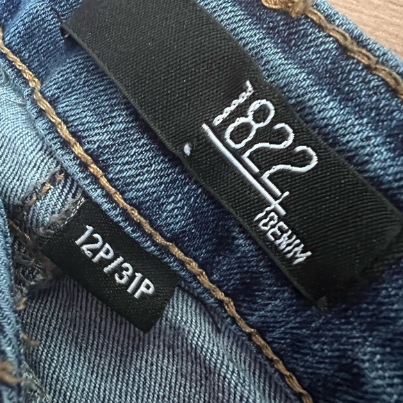 Jeans. 12p 1822 denim - Picture 2 of 3